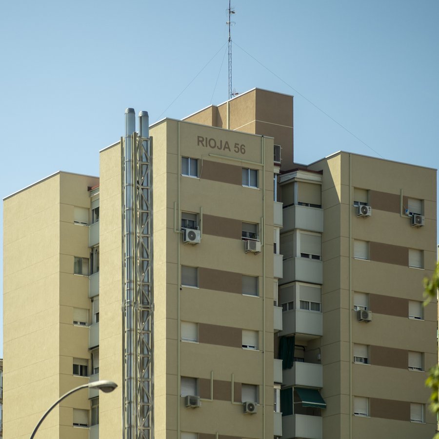 Edificio Rioja 66 rehabilitado, vista completa